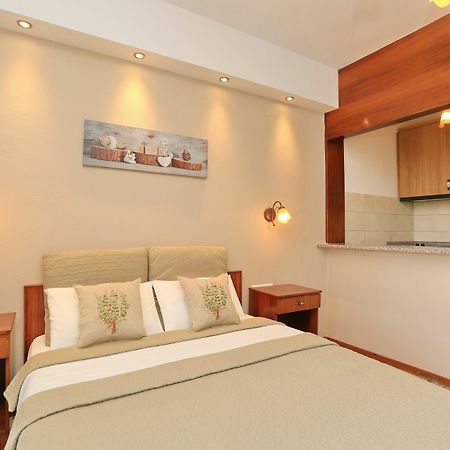 Hotel Apartment Kastoria Hanioti Luaran gambar